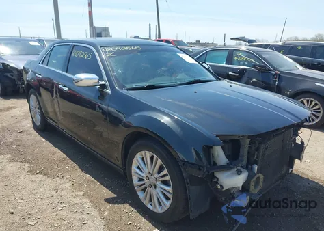 2013 Chrysler 300C Awd from USA, damaged, VIN 2C3CCAKT6DH666920